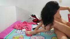 Redare Urmărește cum aceste latine fierbinți se răsfăț într-o sesiune de fetiș sălbatic cu ardei iute cremă, dracindu-se tare și gemând tare în public!