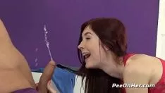 Jouer La bellissima rossa fa un duro incontro d'amore con il suo amante dotato