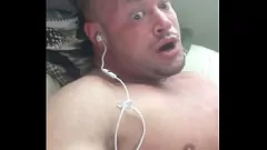 Afspelen Jesse's porno kijkende masturbatiesessie