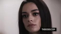 Reproduzir Sophia Burns se vingam dos padrastos com o encontro de madrasta atrevido