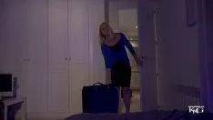 تشغيل شقراء تمارس الجنس الشرجي مع رجل وسيم مع ديك كبيرة وسميكة