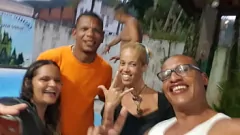 Reproduzir Samantha Squirt é fodida pelo amigo do namorado na festa El Toro De Oro com Thales Milleto Oficial e Fada Mel